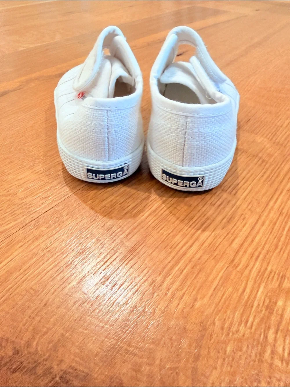 Superga great gently